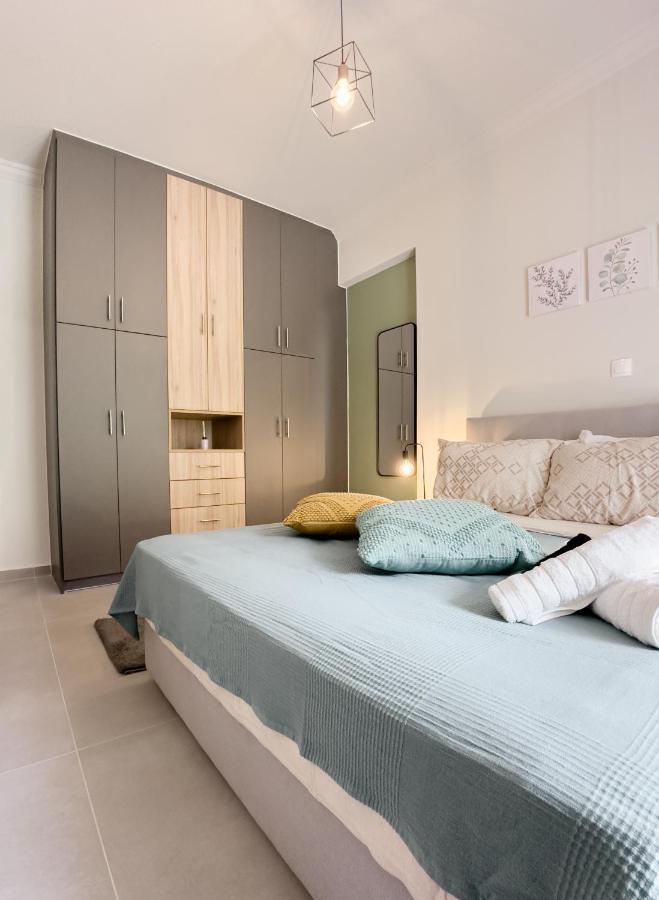 אתונה Metro Chic Haven: Modernized Urban Studio Near The Tram מראה חיצוני תמונה