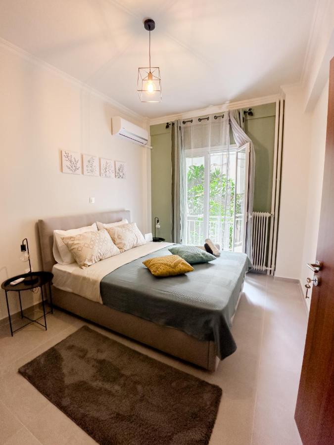 אתונה Metro Chic Haven: Modernized Urban Studio Near The Tram מראה חיצוני תמונה