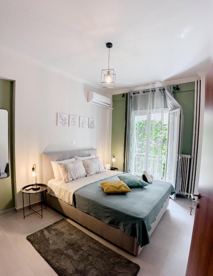 אתונה Metro Chic Haven: Modernized Urban Studio Near The Tram מראה חיצוני תמונה
