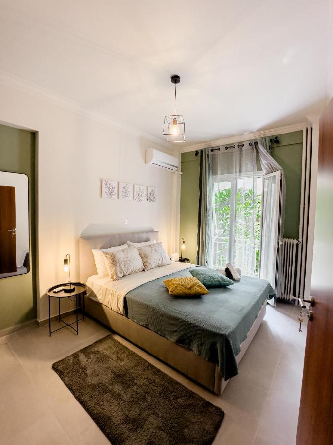 אתונה Metro Chic Haven: Modernized Urban Studio Near The Tram מראה חיצוני תמונה